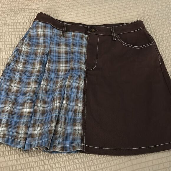 New with tags, papermoon, large Brown and Blue Plaid Women's Skirt - Picture 3 of 7